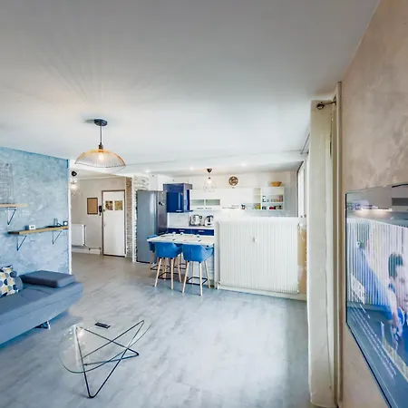 Appartement Spacieux T3 Moderne Avec Balcon 6 Pers, Hyper Centre *